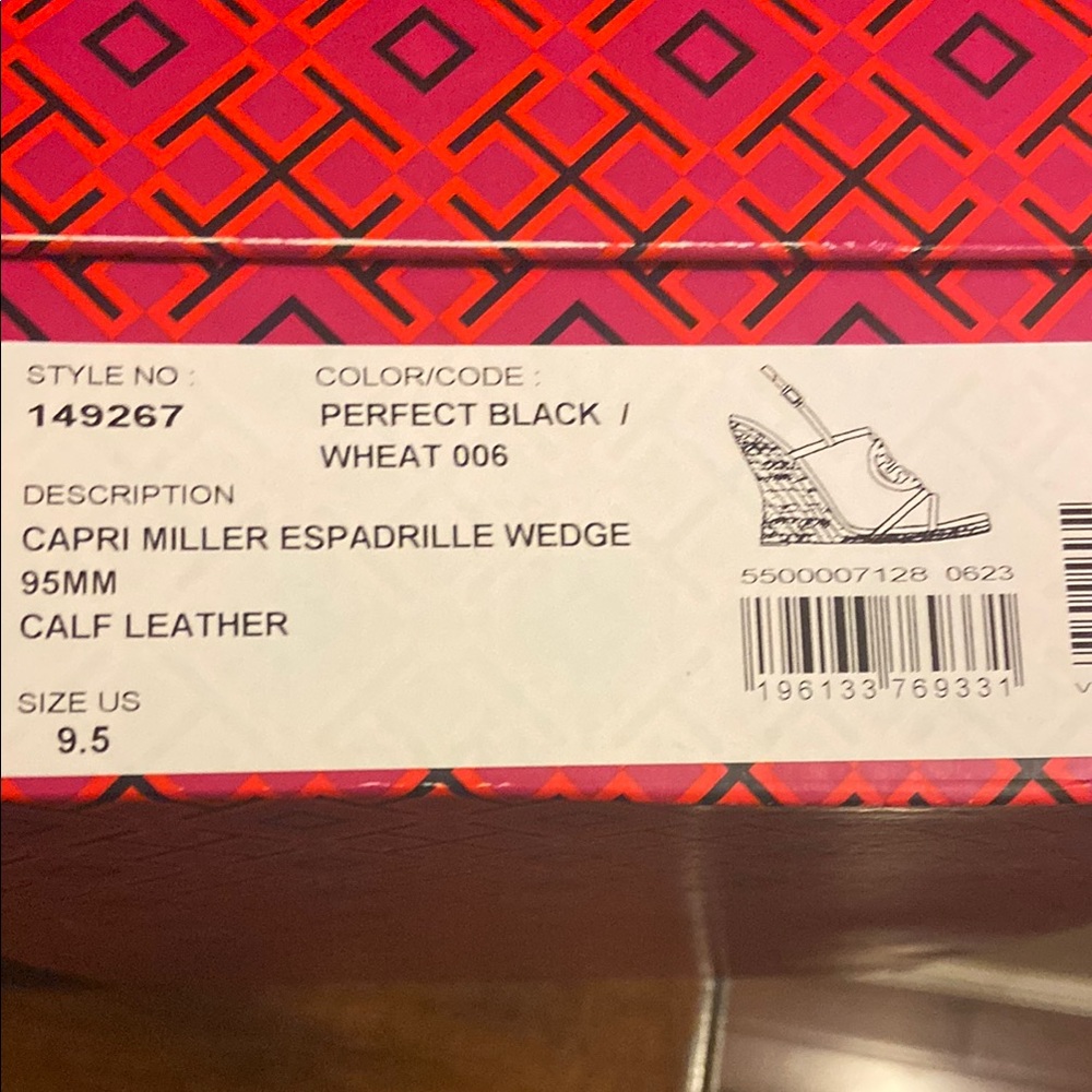 Tory Burch Perfect Black Calf Leather Espadrilles. New in Box - Picture 8 of 8